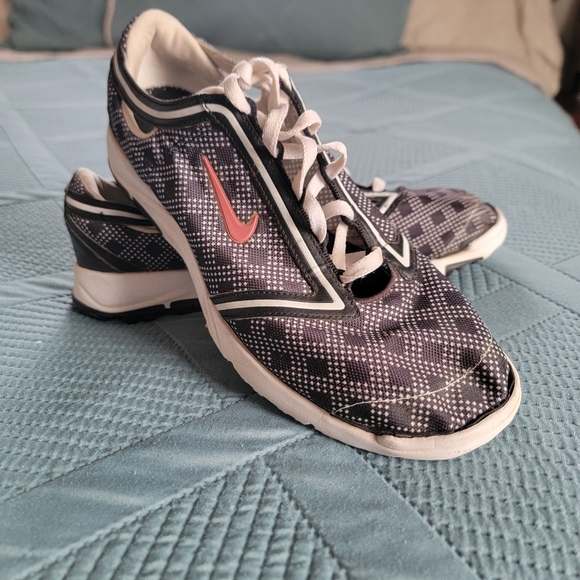 🔥5 FOR $25🔥Nike Women's Power Channel Golf Shoes Size 8M - Picture 1 of 8